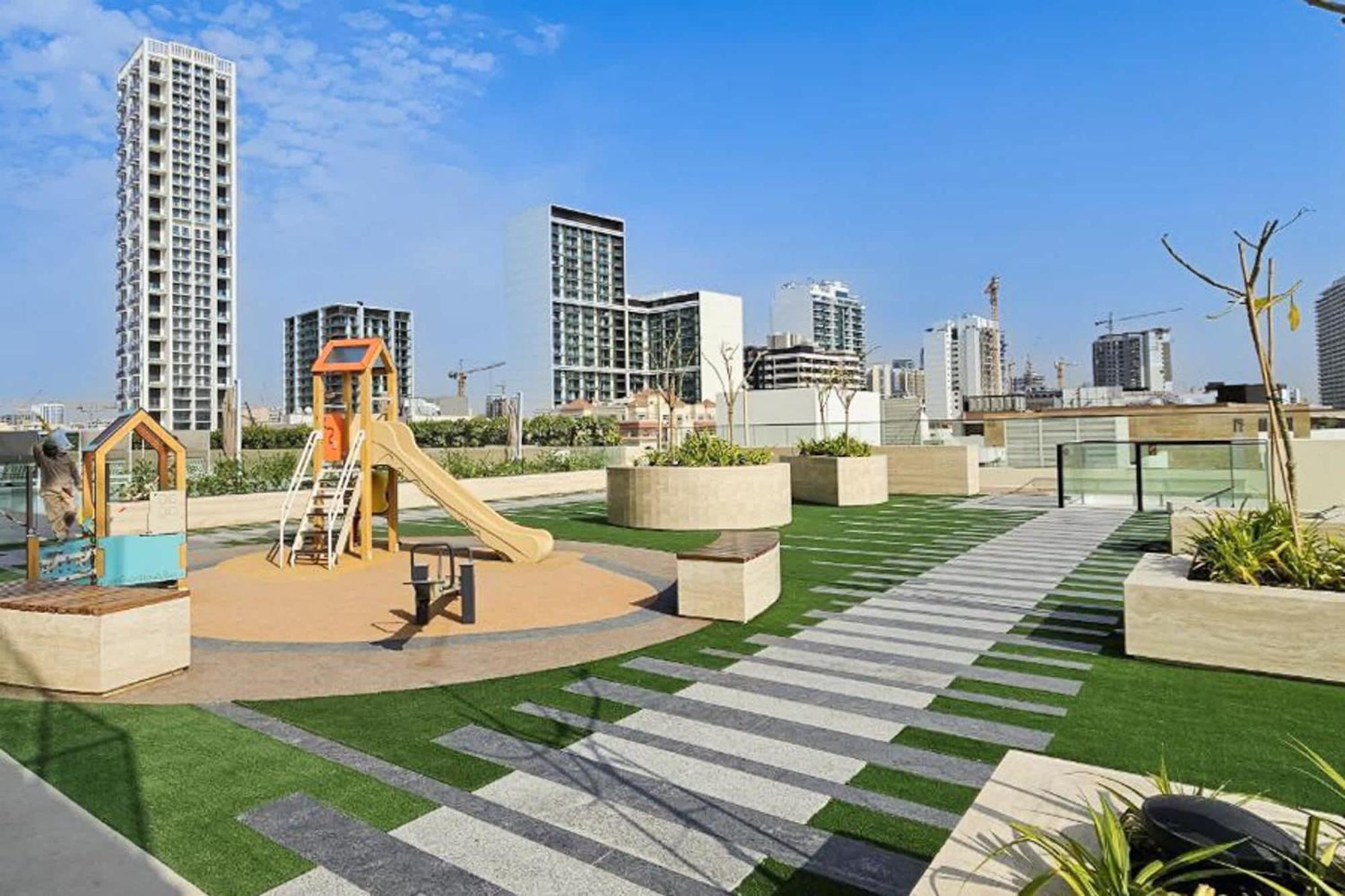 Elegant 1 Bedroom In Jvc With Canal Views Apartment Dubai