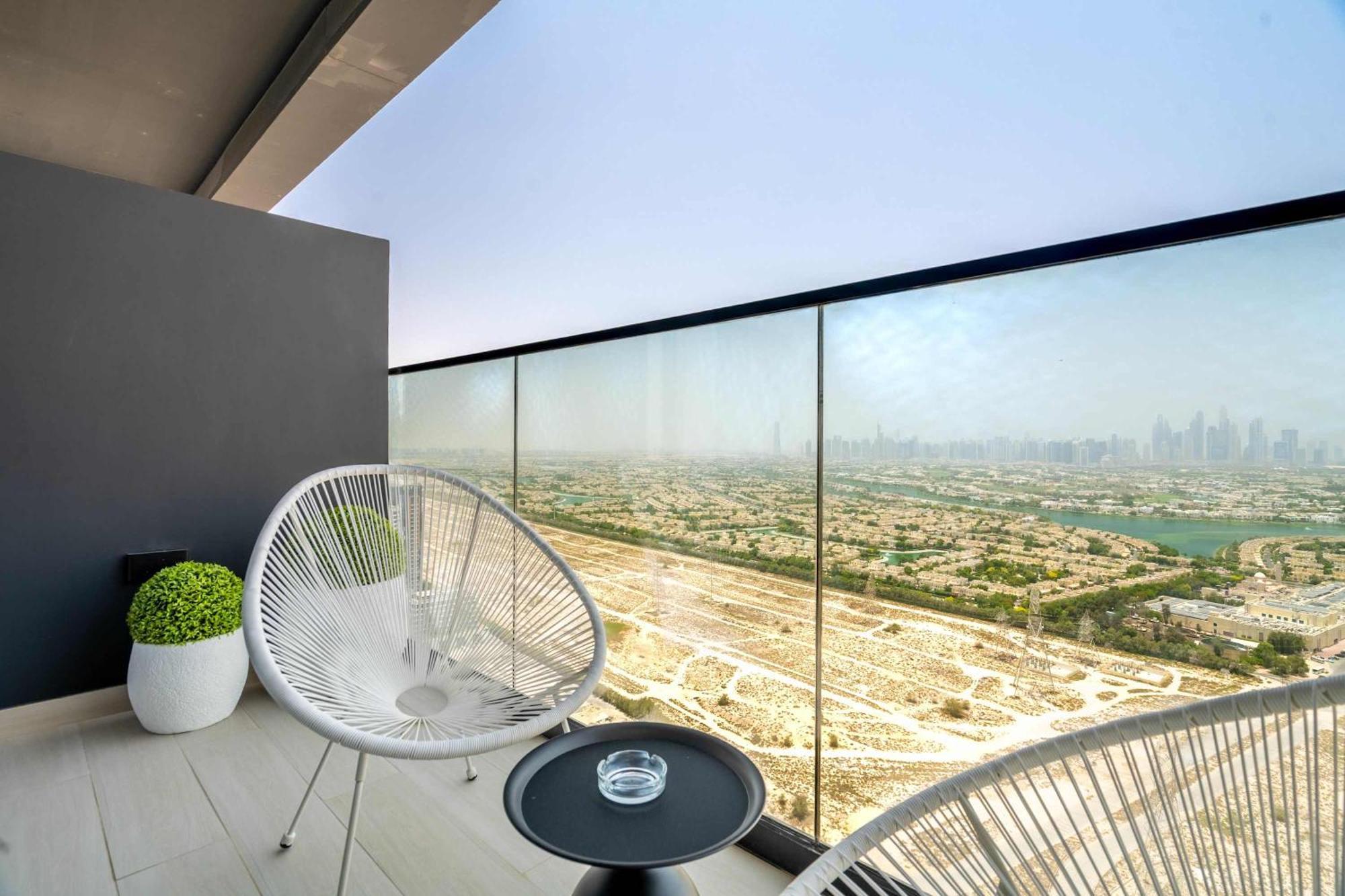 Elegant 1 Bedroom In Jvc With Canal Views Apartment Dubai